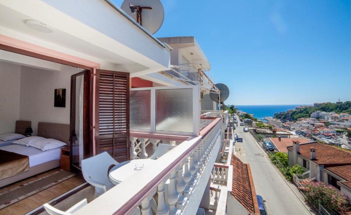 Castello Apartments Ulcinj Zewnętrze zdjęcie
